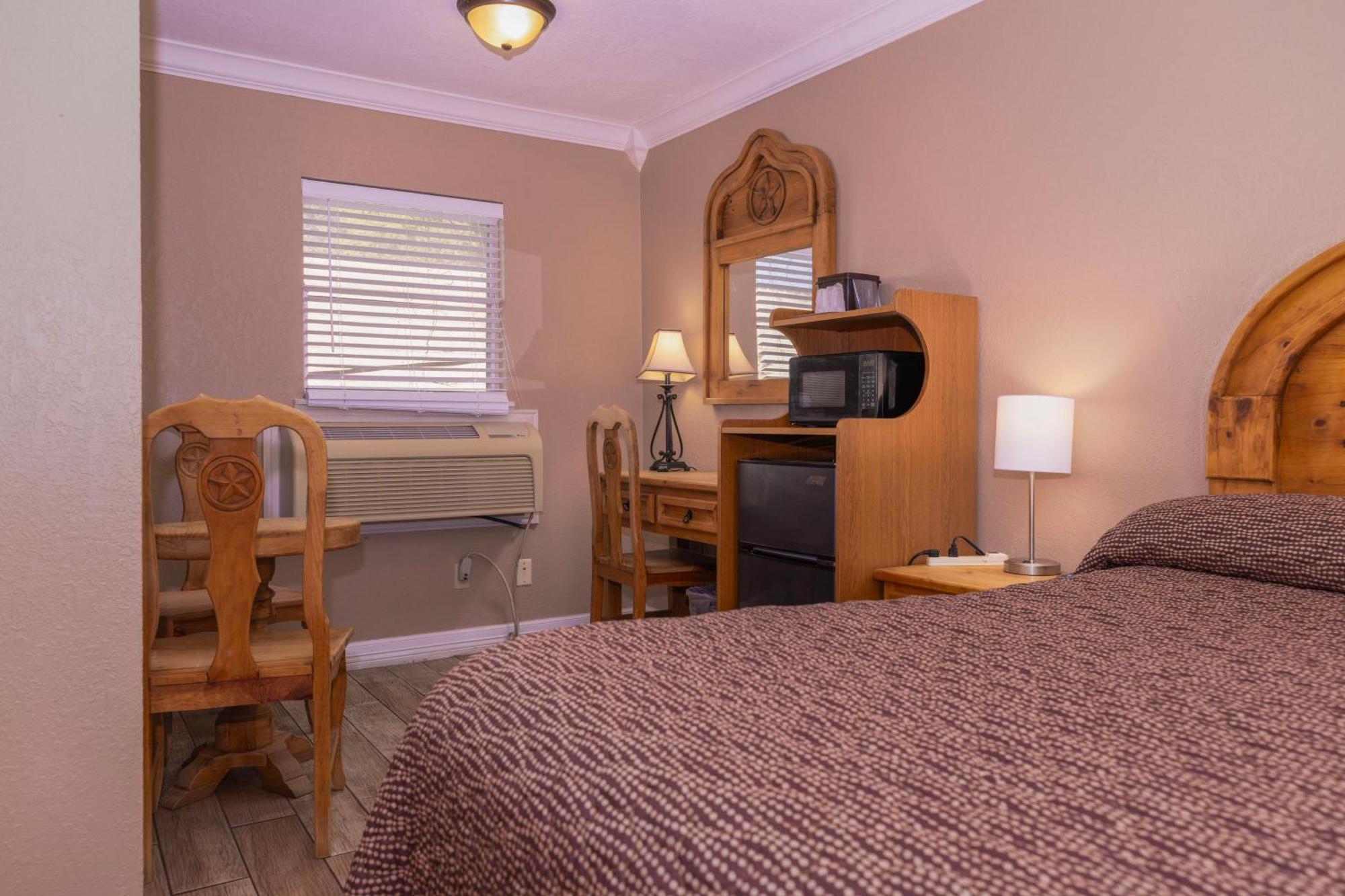 Country Inn Motel Fredericksburg Bilik gambar